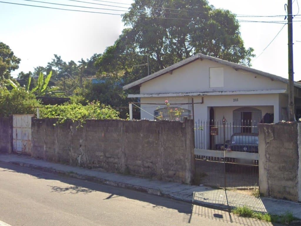Foto 3 de 5: Casa em leilão em São José Dos Campos - SP, bairro Jardim Valparaíba — Casa em Terreno de 402 m² - Jardim Valparaíba - São José dos Campos - SP