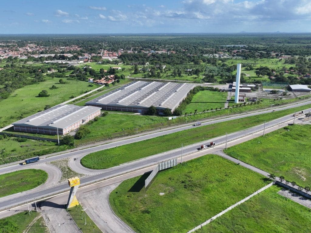 Foto 25 de 28: Comercial em leilão em Pacajus - CE, bairro Lagoa Seca — Complexo Industrial 36.512 m² em Pacajus - CE