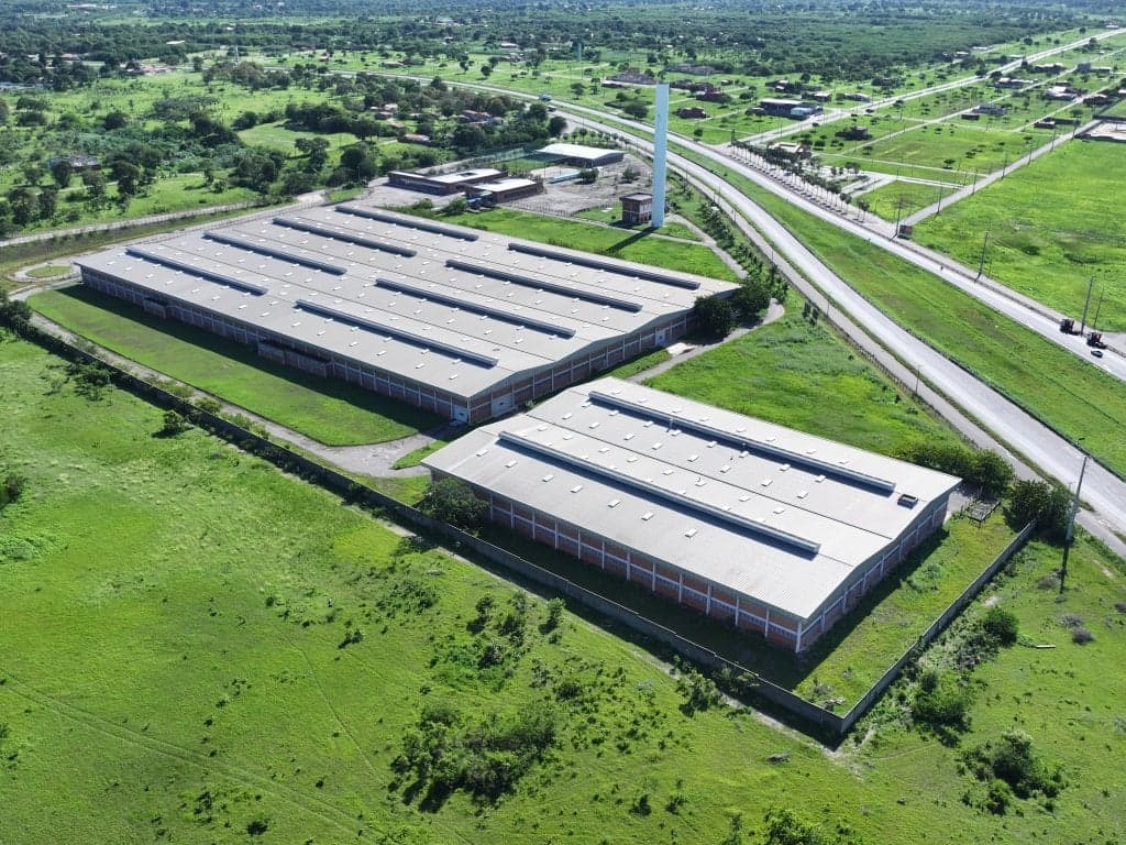 Foto 18 de 28: Comercial em leilão em Pacajus - CE, bairro Lagoa Seca — Complexo Industrial 36.512 m² em Pacajus - CE