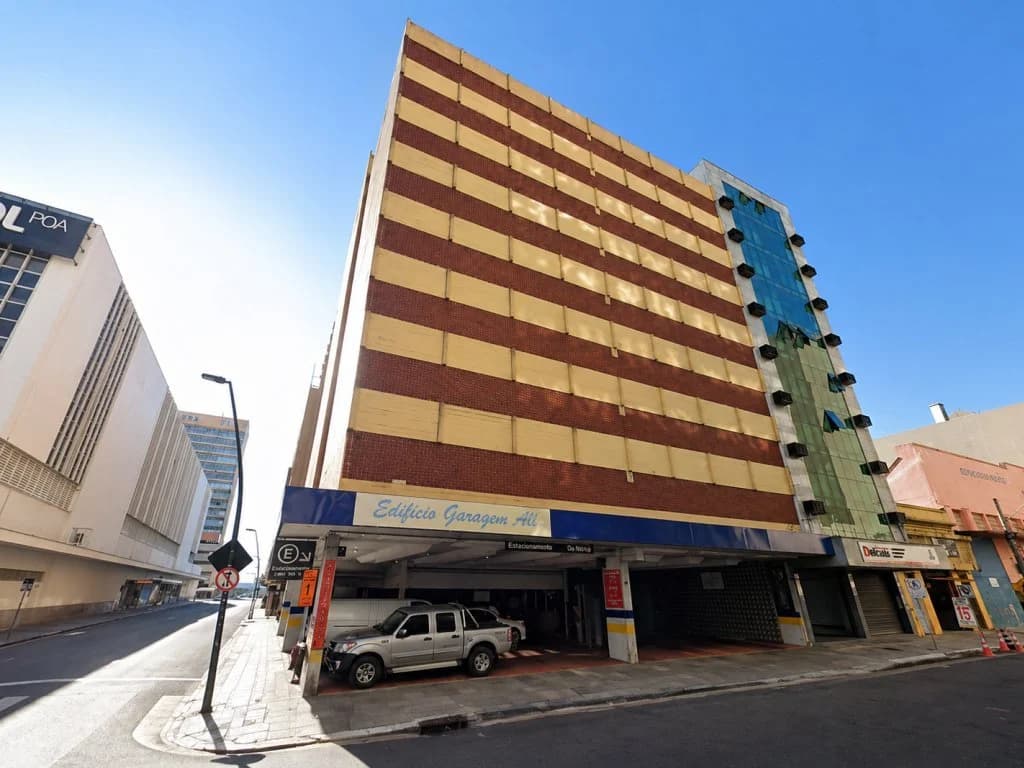 Foto 5 de 10: Vaga de Garagem em leilão em Porto Alegre - RS, bairro Centro Histórico — Domínio Útil das Vagas de Estacionamento (Edifício Garagem Alfa) - Centro Histórico - Porto Alegre - RS