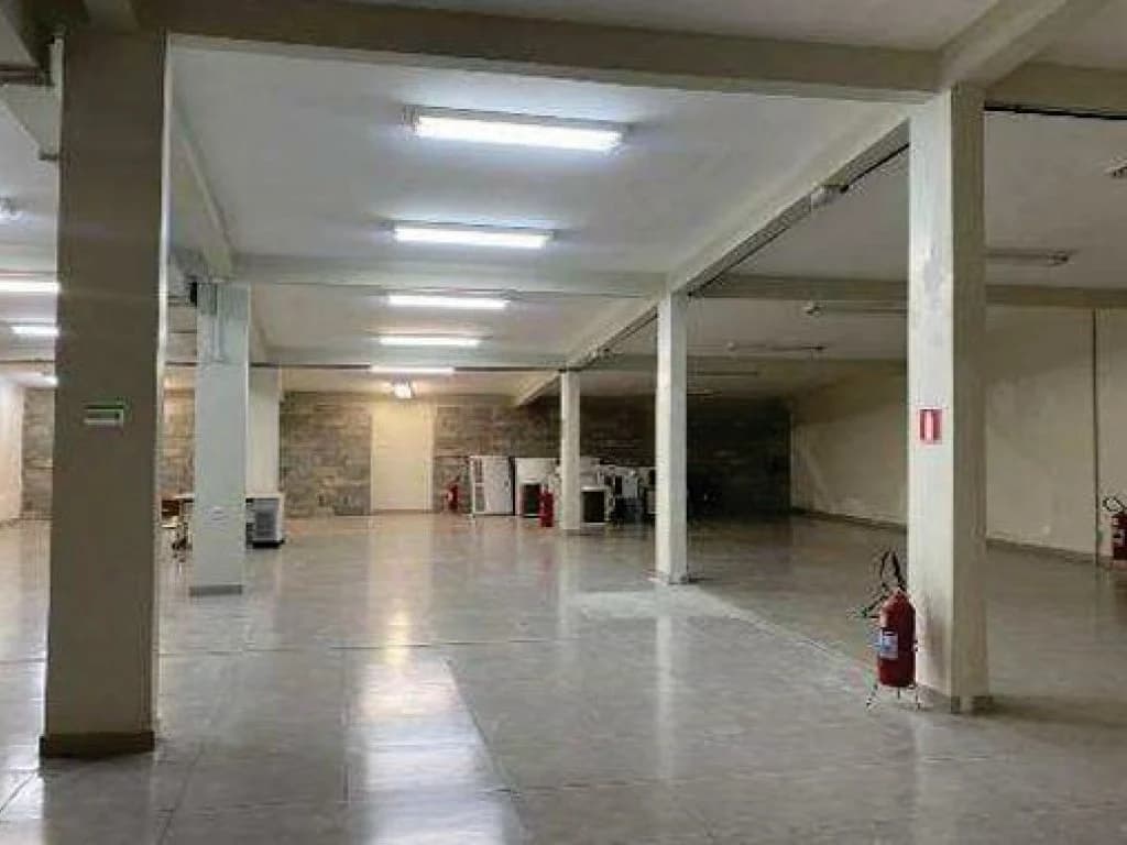 Foto 6 de 8: Comercial em leilão em Mozarlândia - GO, bairro Centro — Imóvel Comercial 420 m² - Centro - Mozarlândia - GO