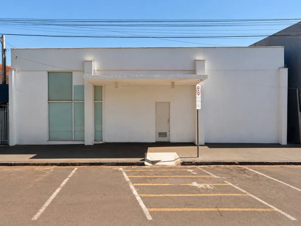 Foto 5 de 5: Comercial em leilão em Sertaneja - PR, bairro Centro — Prédio Comercial 456 m² - Centro - Sertaneja - PR