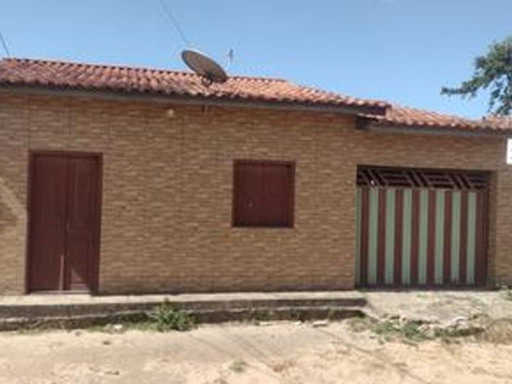 Casa em leilão em Apicum-açu - MA, bairro Nambu — Casa 110 m² - Apicum-Açu-MA - Travessa Pinheiro, 01 - Nambu
