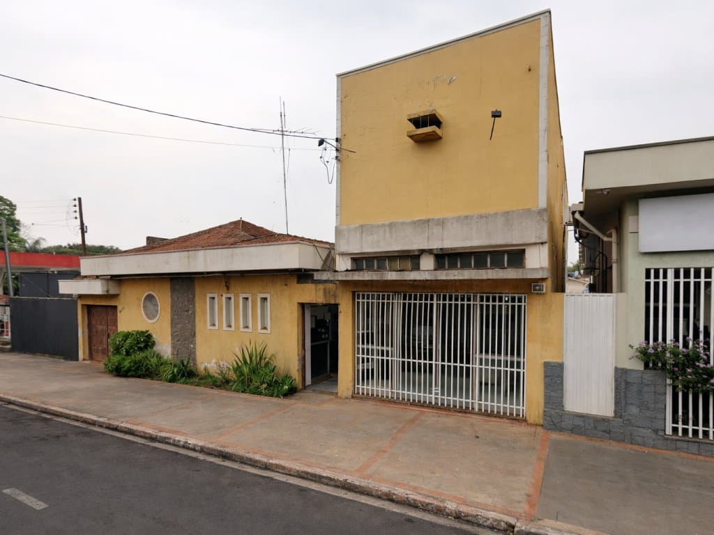 Foto 4 de 5: Comercial em leilão em Santa Cruz Do Rio Pardo - SP, bairro Centro — Parte Ideal (50%) sobre Prédio Comercial 187 m² - Centro - Santa Cruz do Rio Pardo - SP