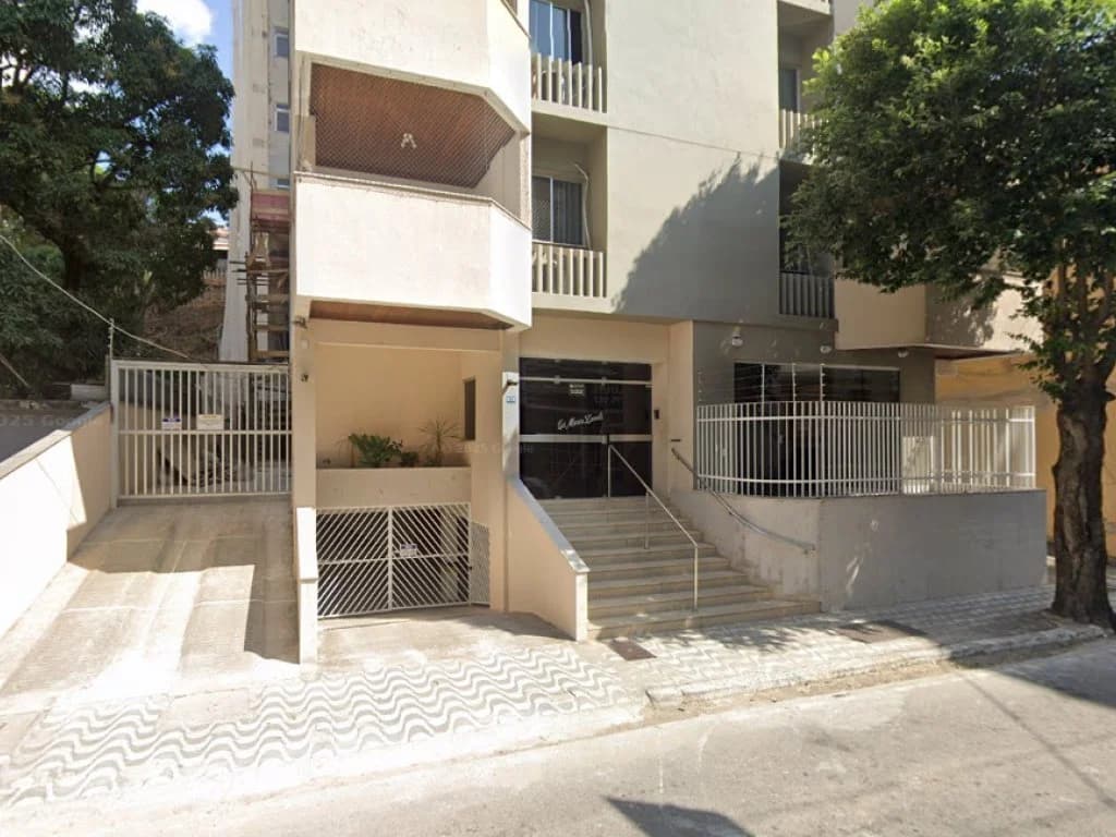 Foto 3 de 4: Apartamento em leilão em Cachoeiro De Itapemirim - ES, bairro Centro — Apartamento Cobertura 289 m² - Centro - Cachoeiro de Itapemirim - ES