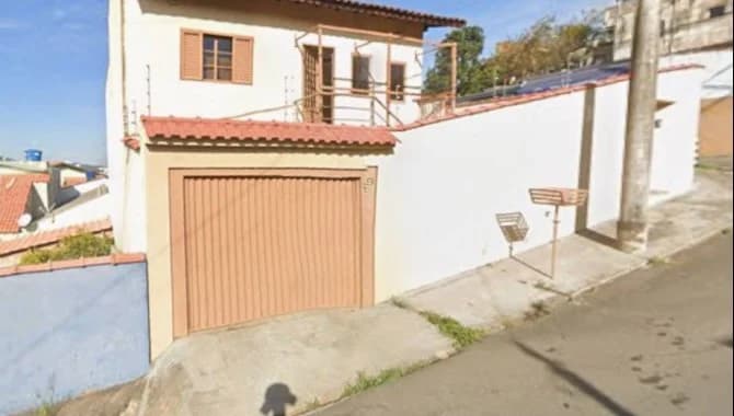 Foto 1 de 6: Casa em leilão em Poços De Caldas - MG, bairro Chácara Alvorada — Casa 137 m² - Chácara Alvorada - Poços de Caldas - MG