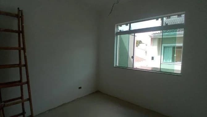 Foto 39 de 48: Casa em leilão em Iguatu - PR — Casa em Condomínio 163 m² (01 vaga) - Iguaçu - Araucária - PR