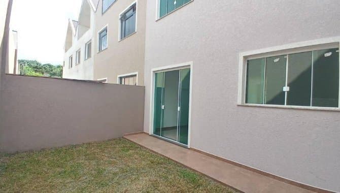 Foto 3 de 48: Casa em leilão em Iguatu - PR — Casa em Condomínio 163 m² (01 vaga) - Iguaçu - Araucária - PR