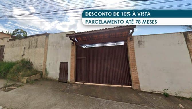 Foto 1 de 3: Casa em leilão em Suzano - SP, bairro Guaió — Chácara 833 m² em Terreno de 1.579 m² - Guaió - Suzano - SP