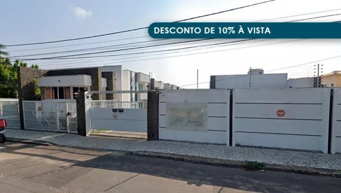 Foto 1 de 3: Casa em leilão em Fortaleza - CE — Casa Duplex em Condomínio 131 m² - Sapiranga - Fortaleza - CE