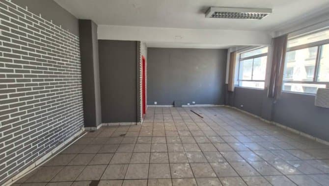 Foto 5 de 16: Comercial em leilão em São Paulo - SP, bairro Centro — Sala Comercial, Sala Comercial, 0 Vaga(S) de Garagem