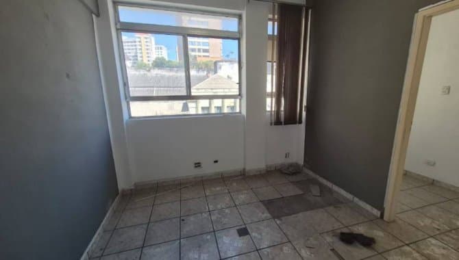 Foto 10 de 16: Comercial em leilão em São Paulo - SP, bairro Centro — Sala Comercial, Sala Comercial, 0 Vaga(S) de Garagem