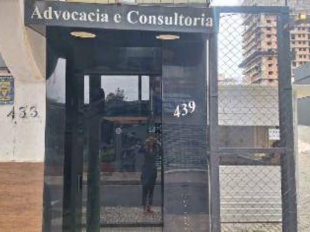 Foto 2 de 12: Comercial em leilão em Ponta Grossa - PR, bairro Centro — Sala Comercial 169 m² (Conj. 21) - Centro - Ponta Grossa - PR