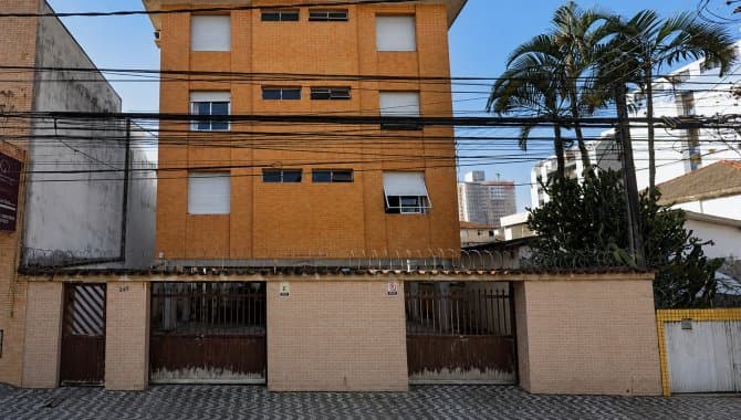 Foto 1 de 6: Apartamento em leilão em São Vicente - SP, bairro Centro — Direitos sobre Apartamento no Litoral com 59 m² - Centro - São Vicente - SP
