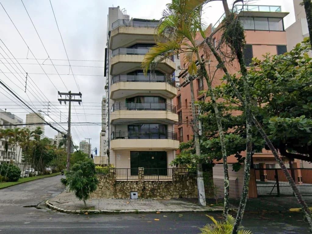 Foto 1 de 4: Apartamento em leilão em Guarujá - SP, bairro Balneário Cidade Atlântica — Apartamento 194 m² com 02 vagas (próx. à Praia da Enseada) - Balneário Cidade Atlântica - Guarujá - SP