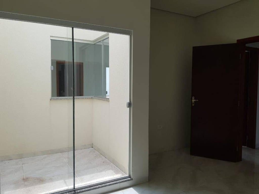 Foto 3 de 30: Casa em leilão em Juara - MT, bairro Centro — Casa 204 m² em Terreno de 525 m² - Centro - Juara - MT
