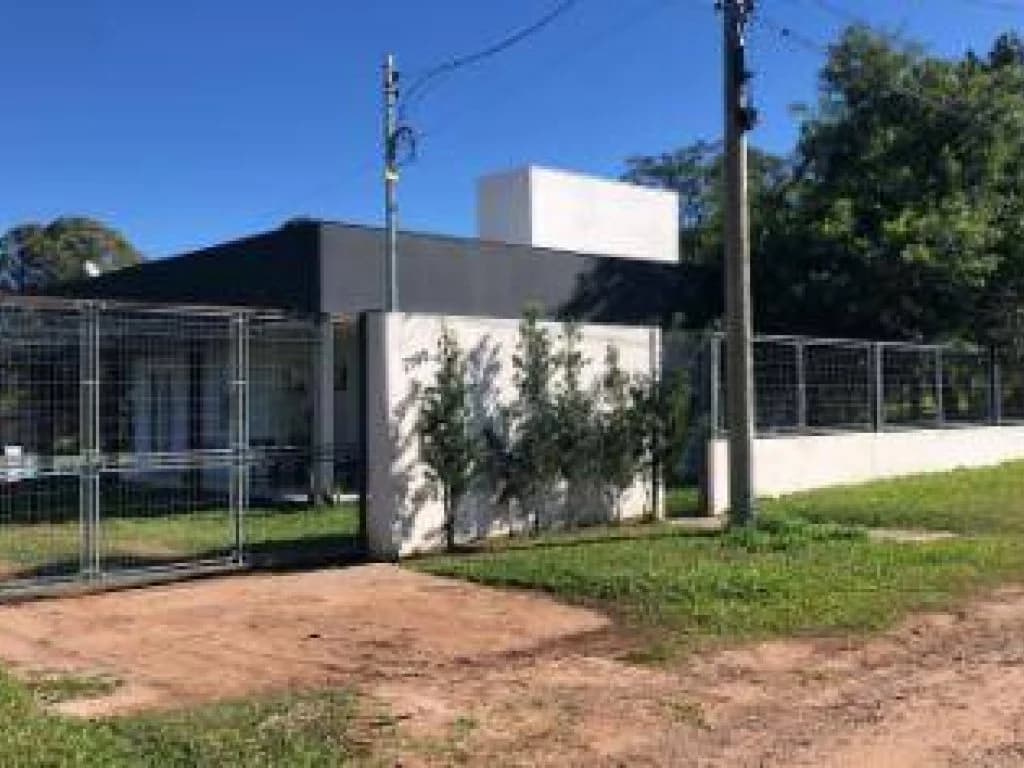 Foto 45 de 81: Casa em leilão em Uruguaiana - RS, bairro São Marcos — Casa 215 m²  em Terreno de 1.180 m² - São Marcos - Uruguaiana - RS