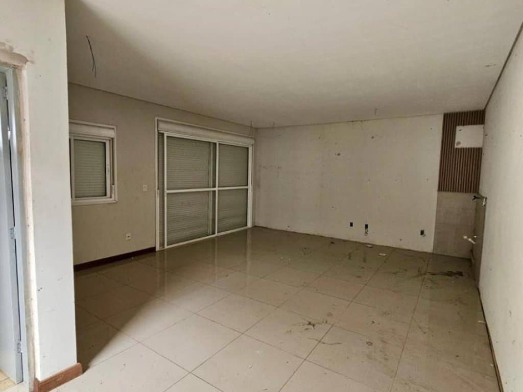 Foto 77 de 81: Casa em leilão em Uruguaiana - RS, bairro São Marcos — Casa 215 m²  em Terreno de 1.180 m² - São Marcos - Uruguaiana - RS