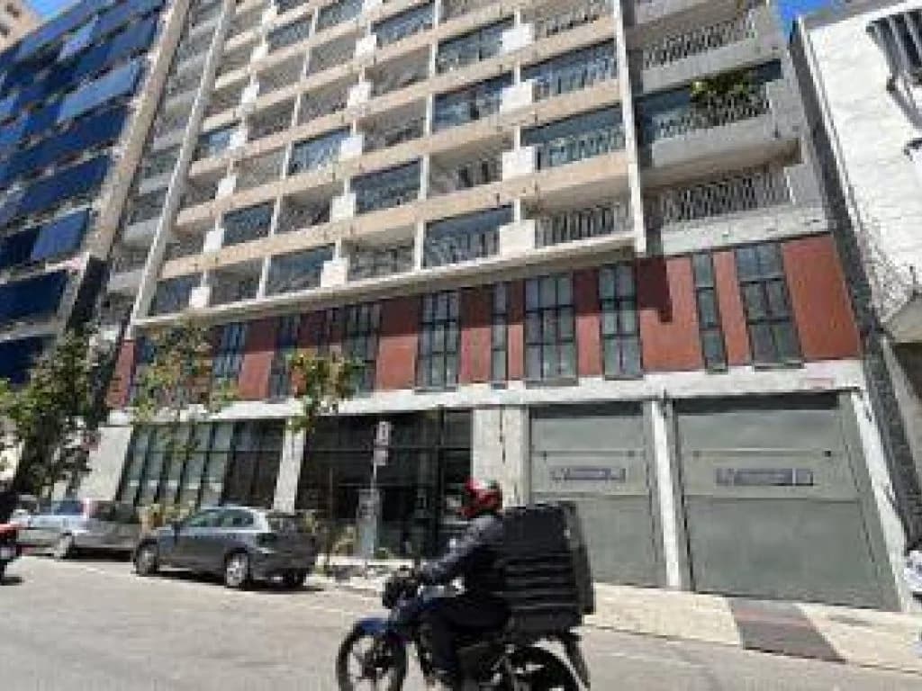 Foto 2 de 3: Apartamento em leilão em São Paulo - SP, bairro Centro — Apartamento 30 m² (Unid. 608) - Centro - São Paulo - SP