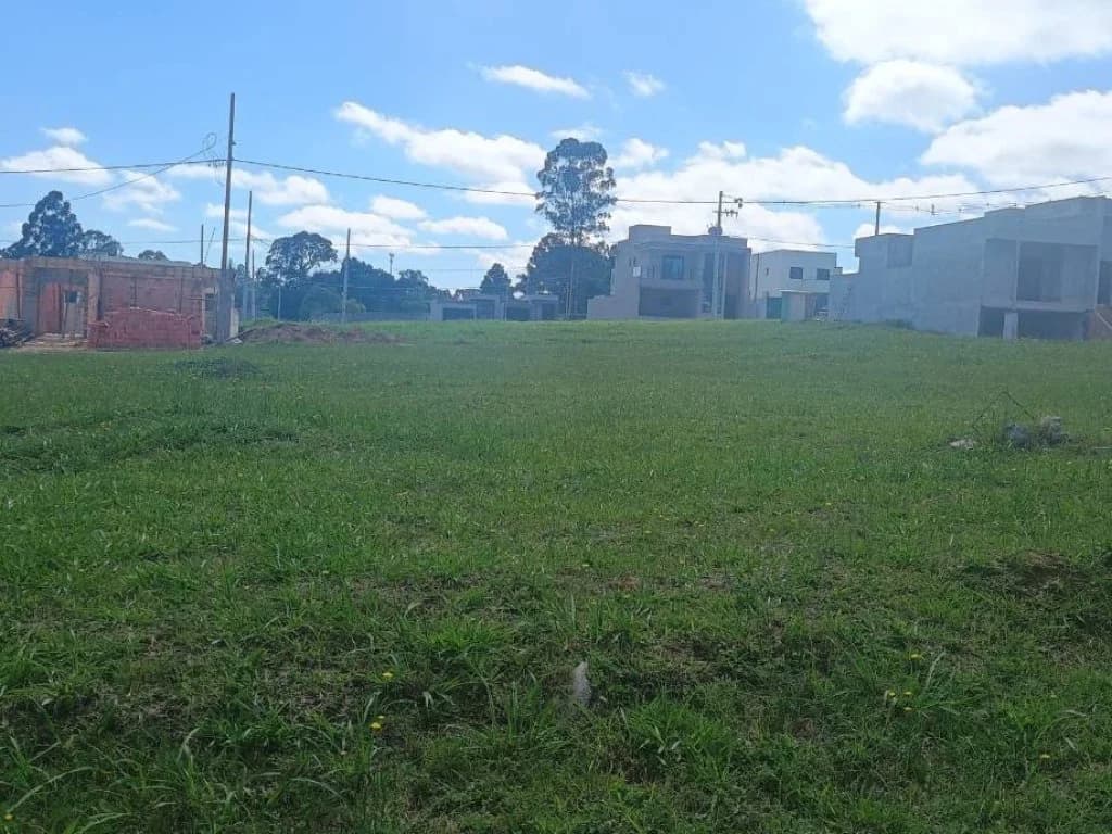 Foto 2 de 4: Terreno em leilão em Ponta Grossa - PR, bairro Colônia Dona Luíza — Terreno em Condomínio 200 m² (Lt. 07 da Qd. 10) - Colônia Dona Luíza - Ponta Grossa - PR