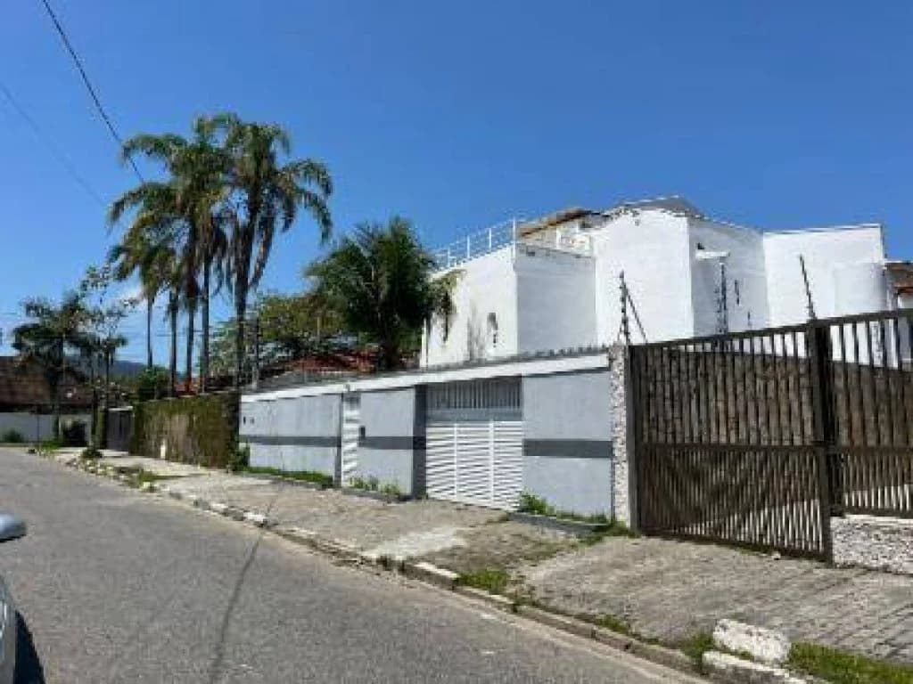 Foto 2 de 3: Casa em leilão em Guarujá - SP, bairro Jardim Virgínia — Casa 161 m² - Jardim Virgínia - Guarujá - SP
