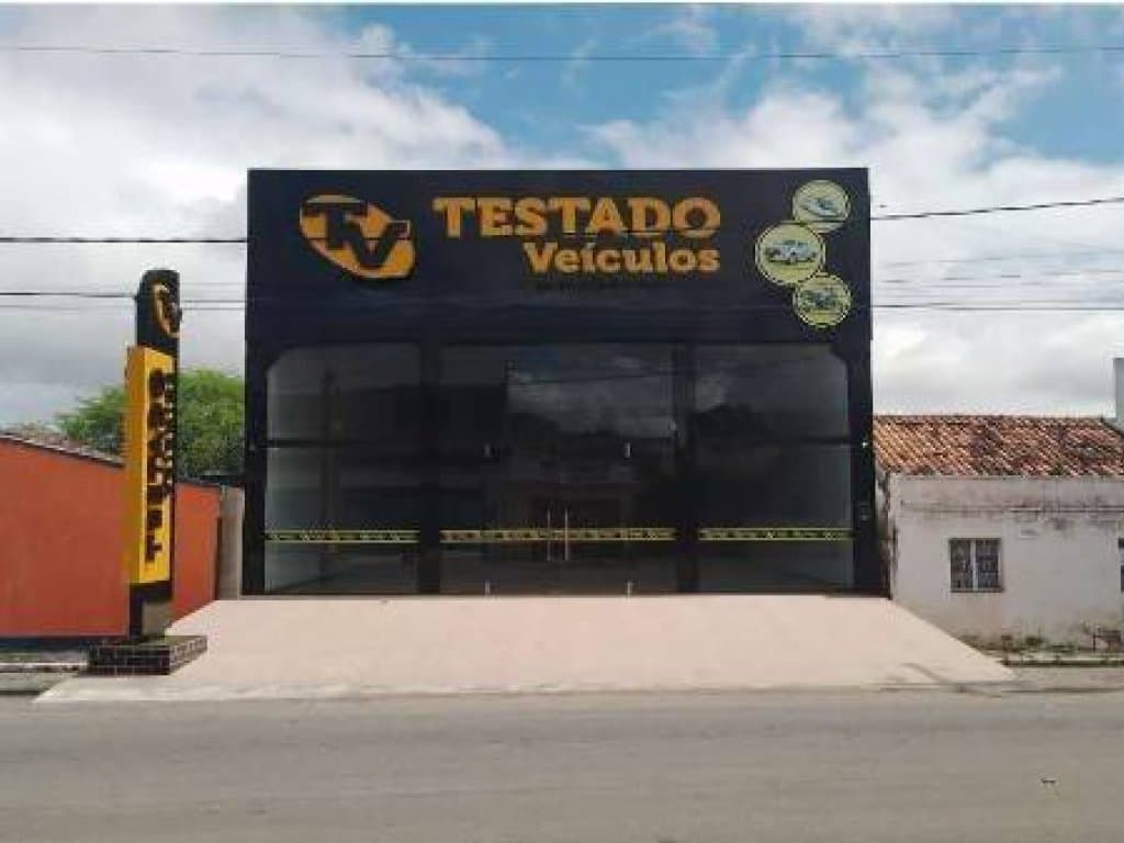 Foto 1 de 2: Comercial em leilão em Alagoinha - PE, bairro Machuca — Loja 370 m² - Machuca - Alagoinha - PE