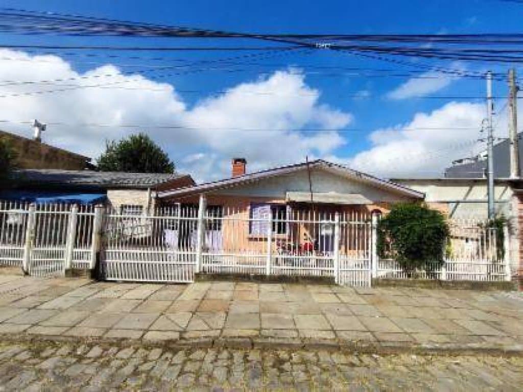 Foto 3 de 26: Casa em leilão em Caxias Do Sul - RS, bairro Santa Fé — Casa 123 m² - Santa Fé - Caxias do Sul - RS