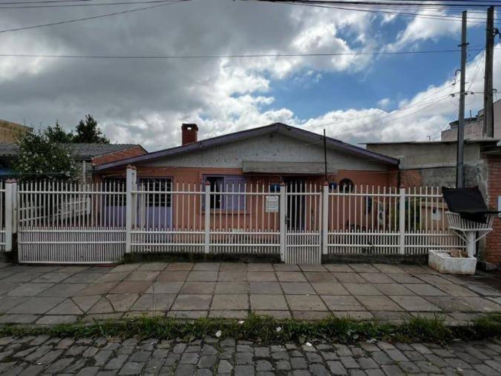 Foto 1 de 26: Casa em leilão em Caxias Do Sul - RS, bairro Santa Fé — Casa 123 m² - Santa Fé - Caxias do Sul - RS