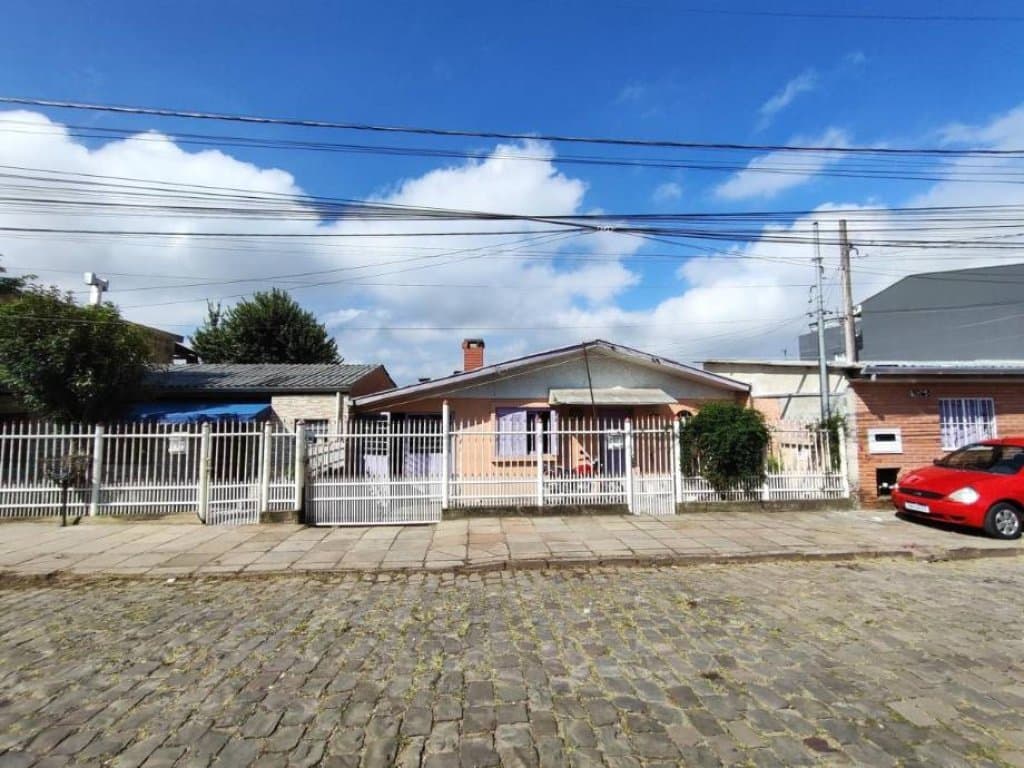 Foto 2 de 26: Casa em leilão em Caxias Do Sul - RS, bairro Santa Fé — Casa 123 m² - Santa Fé - Caxias do Sul - RS