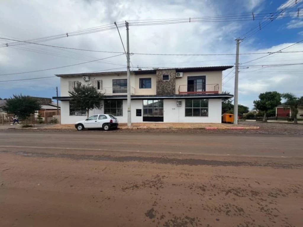 Foto 1 de 52: Apartamento em leilão em Fortaleza Dos Valos - RS, bairro Centro — Apartamento 135 m² (01 vaga) - Centro - Fortaleza dos Valos - RS
