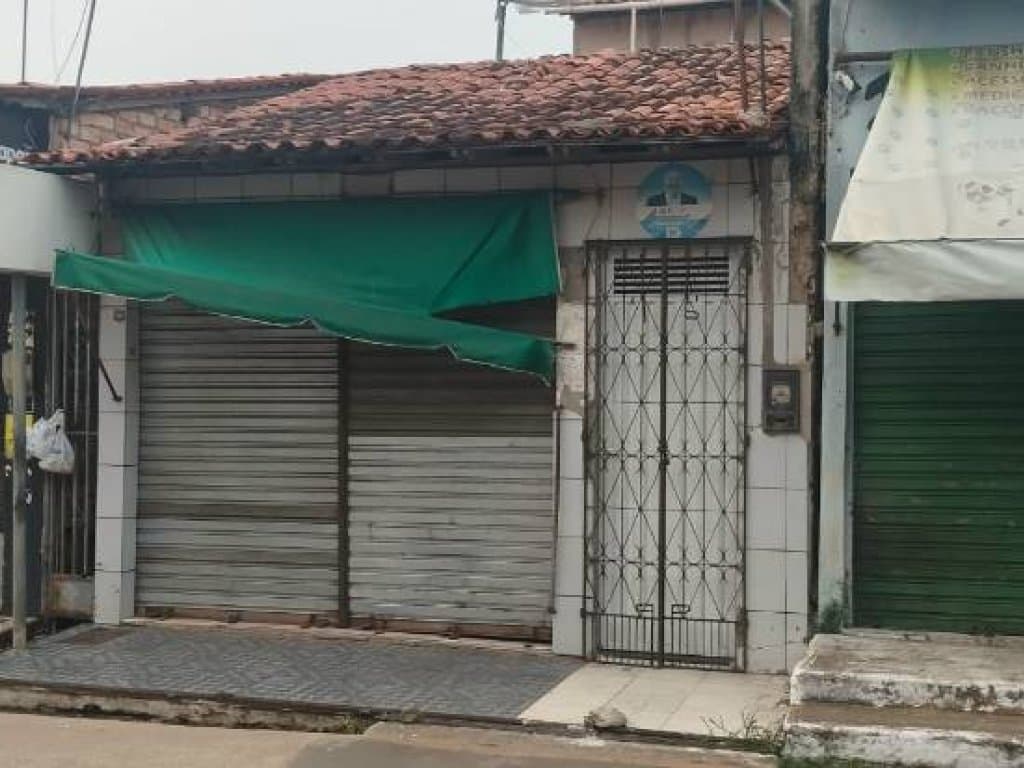 Foto 24 de 24: Casa em leilão em Alto Alegre Do Pindaré - MA, bairro Centro — Casa 224 m² - Centro - Alto Alegre do Pindaré - MA