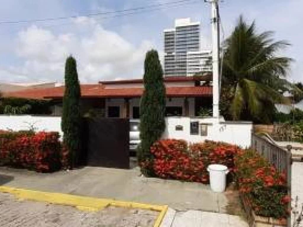 Foto 5 de 13: Casa em leilão em Natal - RN, bairro Ponta Negra — Casa em Condomínio 121 m² (01 vaga) - Ponta Negra - Natal - RN