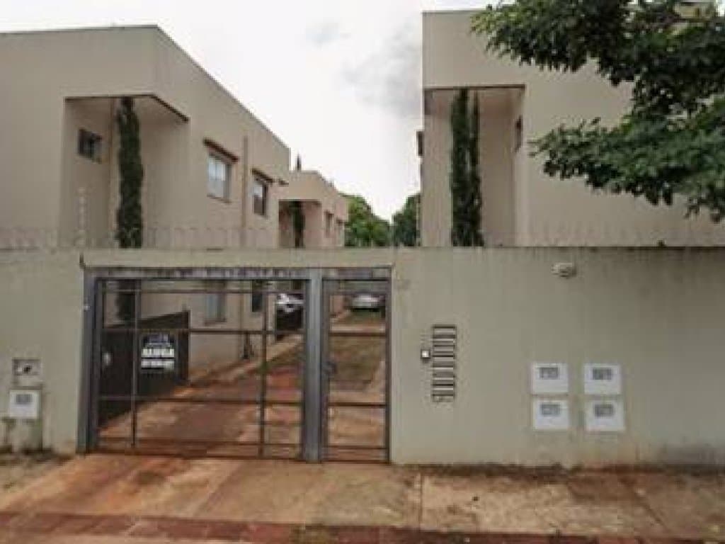Foto 1 de 32: Casa em leilão em Campo Grande - MS, bairro Vila Ipiranga — Casa em Condomínio 74 m² (01 vaga) - Vila Ipiranga - Campo Grande - MS