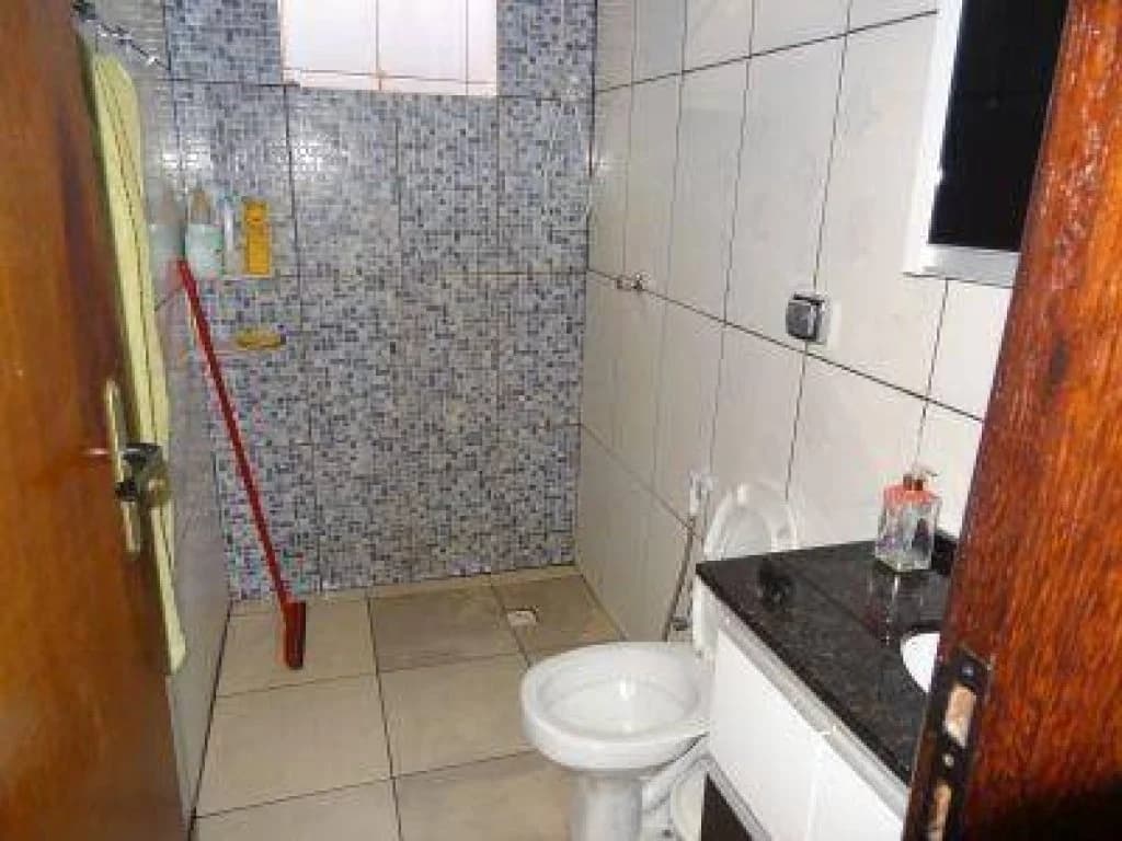 Foto 10 de 21: Casa em leilão em Recanto Das Emas - DF, bairro Recanto das Emas — Casa, Padrão, 1 Vaga(S) de Garagem