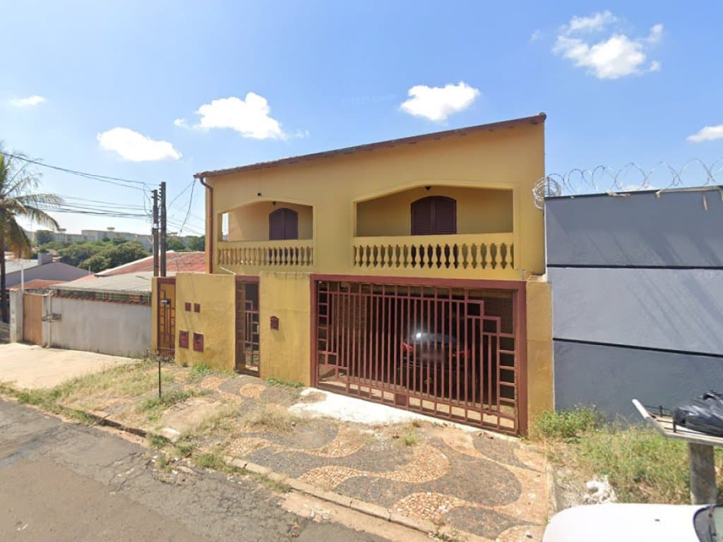Foto 1 de 4: Terreno em leilão em Campinas - SP, bairro Jardim Pacaembu — Casa 288 m² - Jardim Pacaembu - Campinas - SP