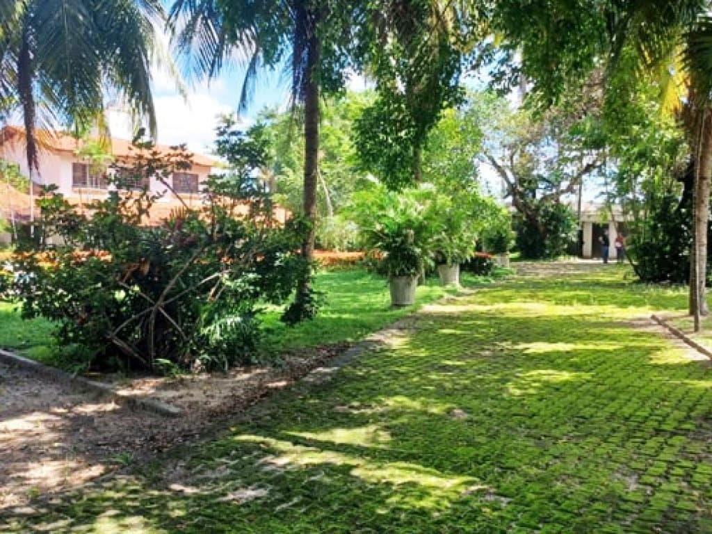 Foto 6 de 10: Casa em leilão em Fortaleza - CE, bairro Barroso — Casa de Alto Padrão em Terreno de 7.832 m² - Barroso - Fortaleza - CE
