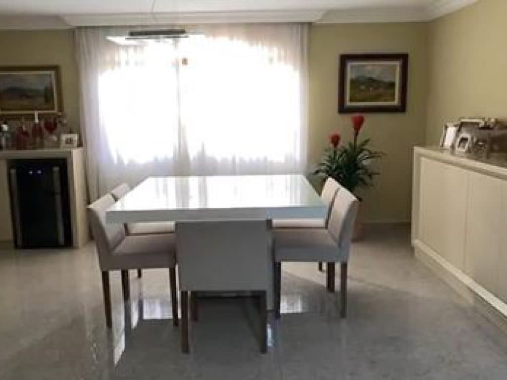 Foto 4 de 14: Casa em leilão em Curitiba - PR, bairro Guaíra — Casa 404 m² - Guaíra - Curitiba - PR