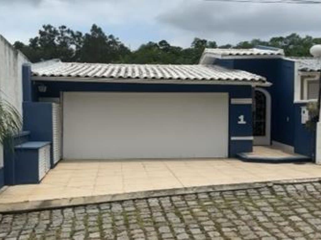 Foto 1 de 5: Casa em leilão em Rio De Janeiro - RJ, bairro Jacarepaguá — Casa 210 m² - Jacarepaguá - Rio de Janeiro - RJ