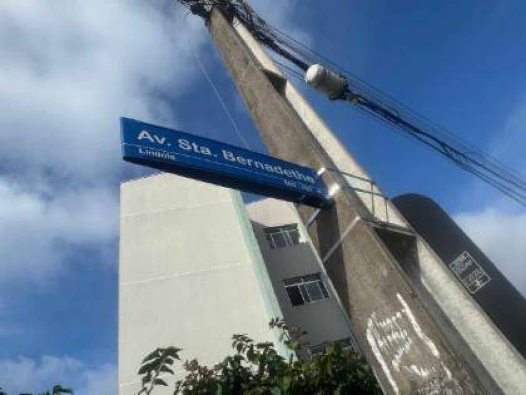 Foto 9 de 17: Apartamento em leilão em Curitiba - PR, bairro Lindóia — Apartamento, Padrão, 0 Vaga(S) de Garagem