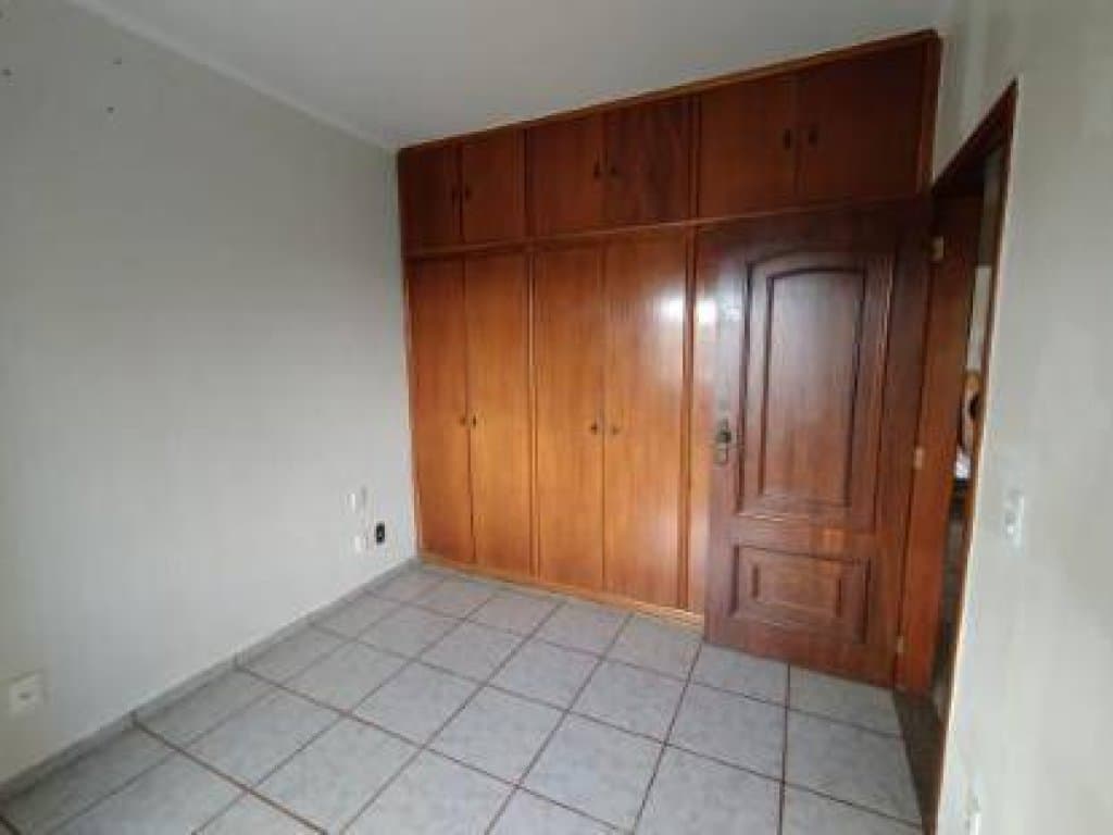Foto 16 de 21: Casa em leilão em Campo Grande - MS, bairro Vila Jardim Alegre — Casa, Padrão, 2 Vaga(S) de Garagem
