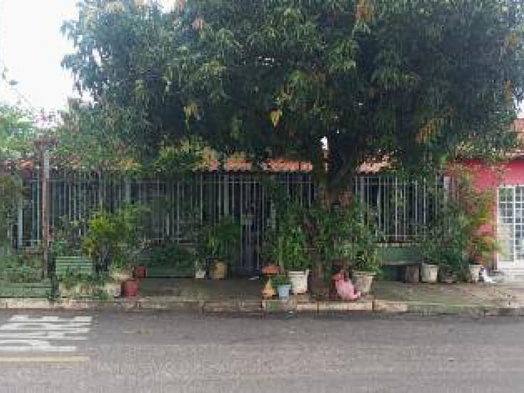 Foto 1 de 7: Casa em leilão em Oscar Bressane - SP, bairro Centro — Casa, Padrão, 0 Vaga(S) de Garagem