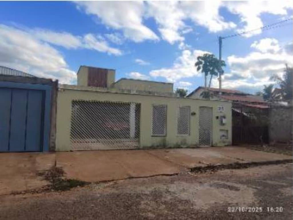Foto 3 de 6: Casa em leilão em Buritis - MG, bairro Canaã — Casa, Padrão, 1 Vaga(S) de Garagem