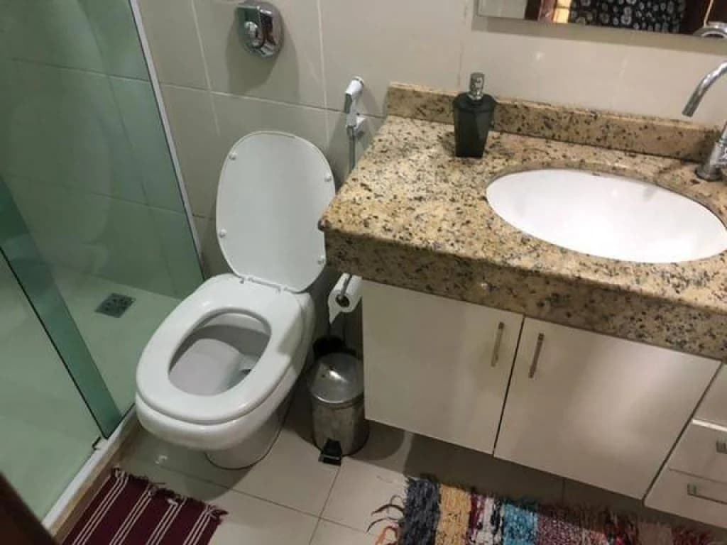 Foto 26 de 43: Casa em leilão em Magé - RJ, bairro Vila Inhomirim — Casa, Padrão, 3 Vaga(S) de Garagem
