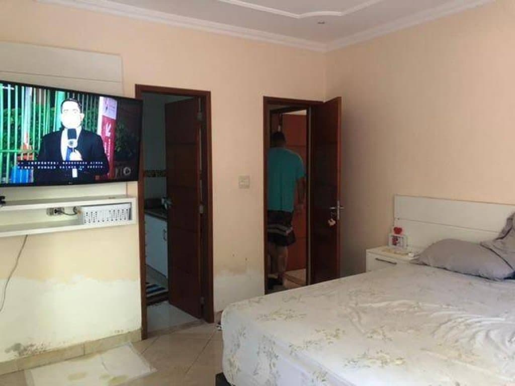 Foto 29 de 43: Casa em leilão em Magé - RJ, bairro Vila Inhomirim — Casa, Padrão, 3 Vaga(S) de Garagem