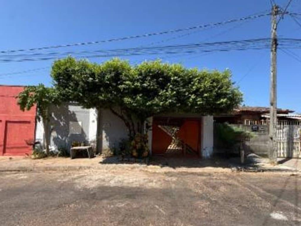 Foto 1 de 3: Casa em leilão em Gurupi - TO, bairro Jardim da Luz — Casa, Padrão, 0 Vaga(S) de Garagem