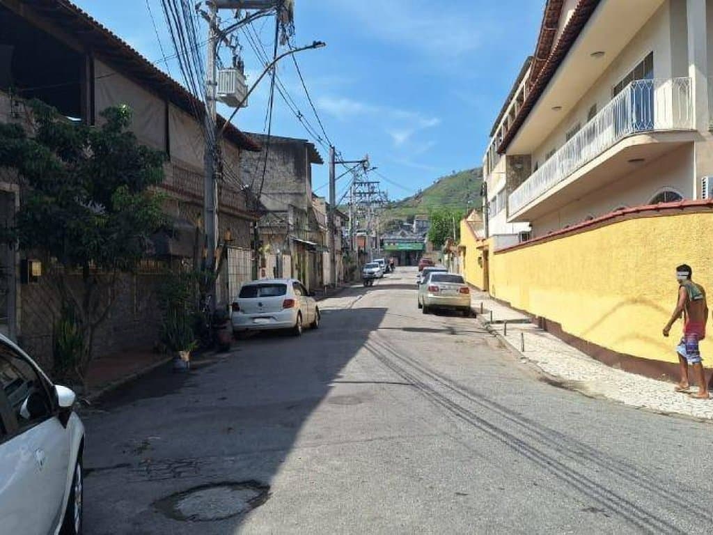 Foto 2 de 16: Casa em leilão em São Gonçalo - RJ, bairro Venda da Cruz — Casa, Padrão, 1 Vaga(S) de Garagem