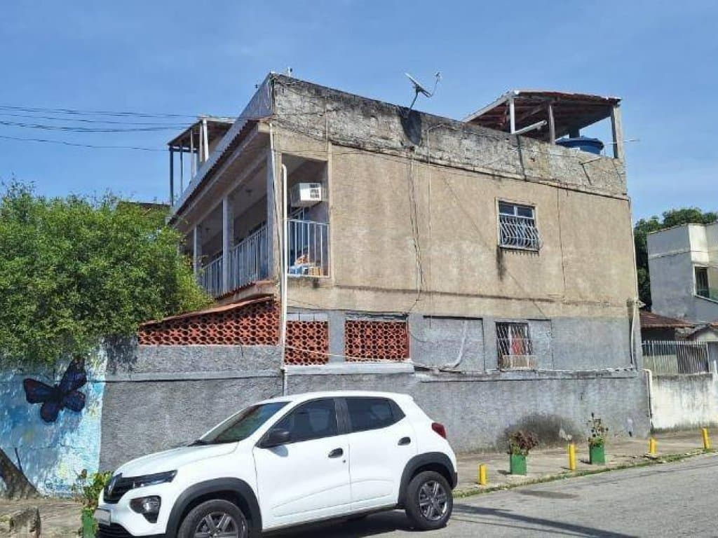 Foto 4 de 16: Casa em leilão em São Gonçalo - RJ, bairro Venda da Cruz — Casa, Padrão, 1 Vaga(S) de Garagem