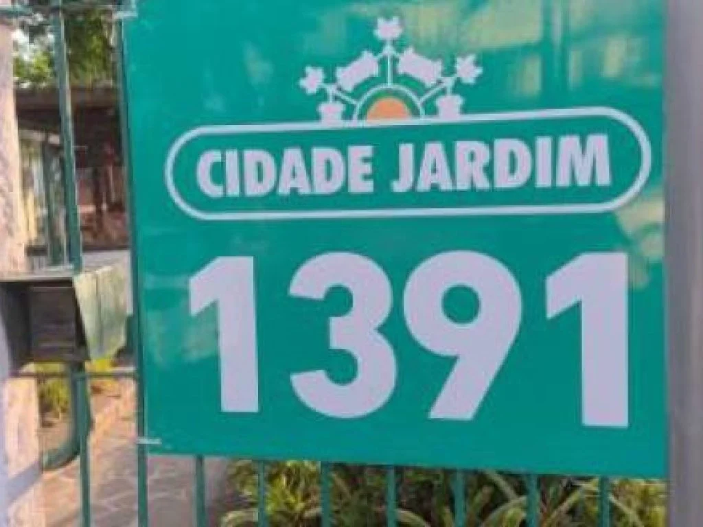 Foto 10 de 21: Apartamento em leilão em Porto Alegre - RS — Apartamento, Padrão, 0 Vaga(S) de Garagem