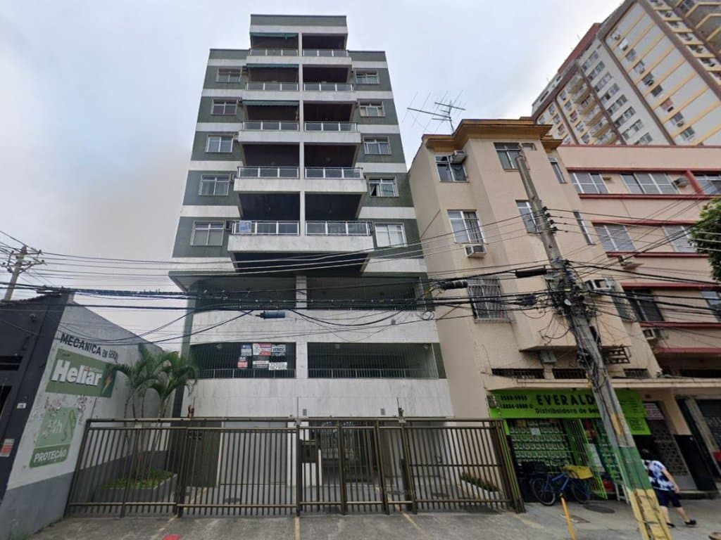 Foto 2 de 2: Apartamento em leilão em Rio De Janeiro - RJ, bairro Tijuca — Apartamento 61 m² (privativa + comum) com 01 vaga - Tijuca - Rio de Janeiro - RJ
