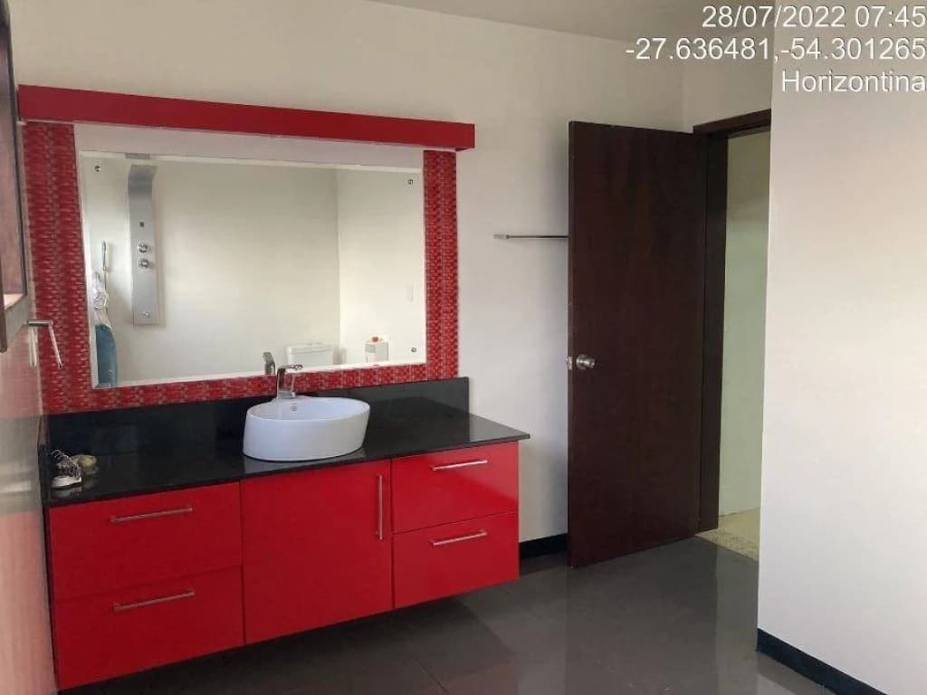 Foto 24 de 54: Casa em leilão em Horizontina - RS, bairro Alvorada — Casa, Padrão, 1 Vaga(S) de Garagem